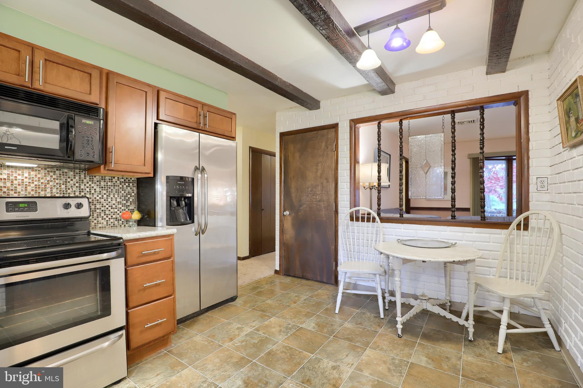 13 Bunker Hill Road Stevens, PA 17578 - Photo 14 of 39 Kitchen