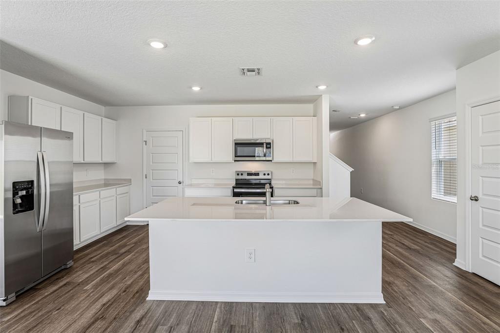 4227 Evernia Road Tavares, FL 32778 - Photo 8 of 35