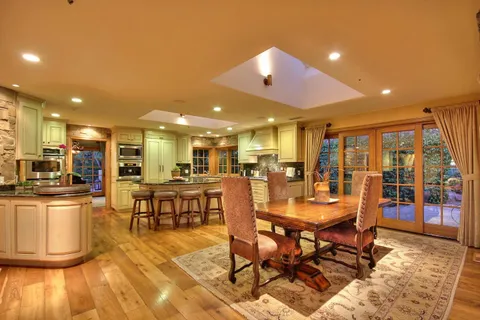 $5,890,000 | 15668 Bohlman Road, Saratoga, CA 95070