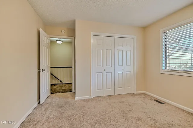 $260,000 | 605 Redstone Drive, Unit 21, Bristol, TN 37620