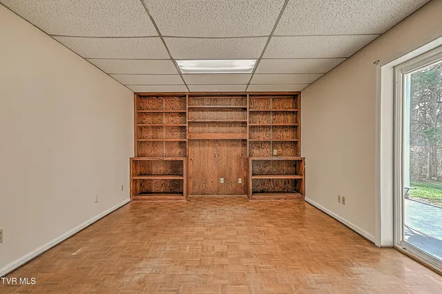 $260,000 | 605 Redstone Drive, Unit 21, Bristol, TN 37620