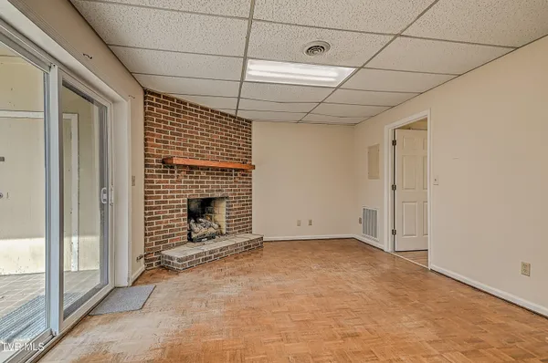 $255,000 | 605 Redstone Drive, Unit 21, Bristol, TN 37620