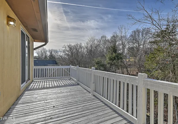 $255,000 | 605 Redstone Drive, Unit 21, Bristol, TN 37620