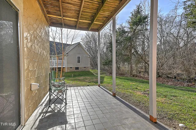 $260,000 | 605 Redstone Drive, Unit 21, Bristol, TN 37620