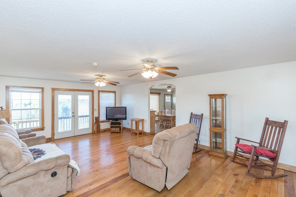 2919 Keno Road Laurel Fork, VA 24352 - Photo 8 of 68 Gallery Image 8