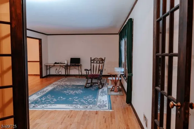 $724,900 | 4 Hickory Lane, Whitehouse Station, NJ 08889