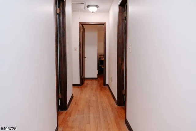 $724,900 | 4 Hickory Lane, Whitehouse Station, NJ 08889