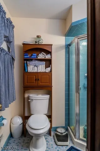 $724,900 | 4 Hickory Lane, Whitehouse Station, NJ 08889