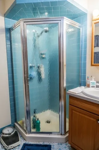 $724,900 | 4 Hickory Lane, Whitehouse Station, NJ 08889