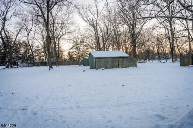 $724,900 | 4 Hickory Lane, Whitehouse Station, NJ 08889