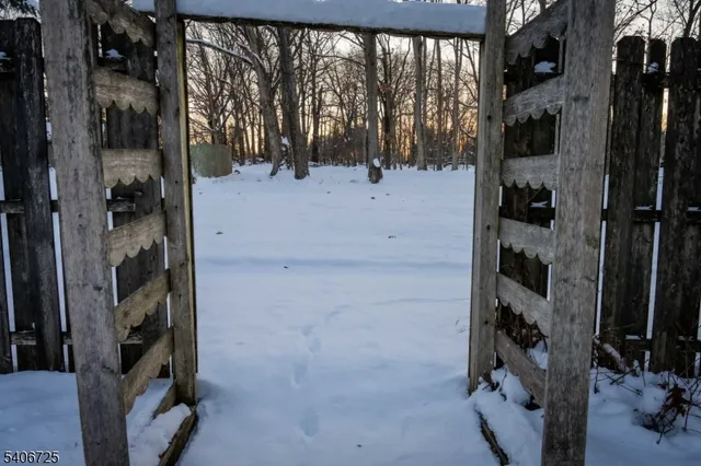 $724,900 | 4 Hickory Lane, Whitehouse Station, NJ 08889