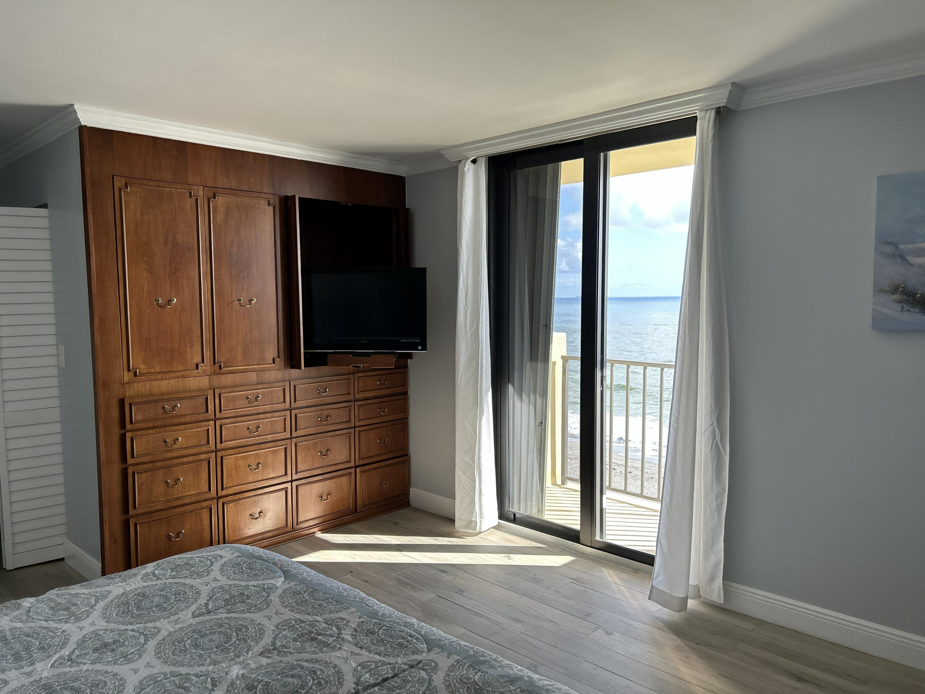100 Ocean Trail Way, Unit 801 Jupiter, FL 33477 - Photo 21 of 45 MAIN BEDROOM