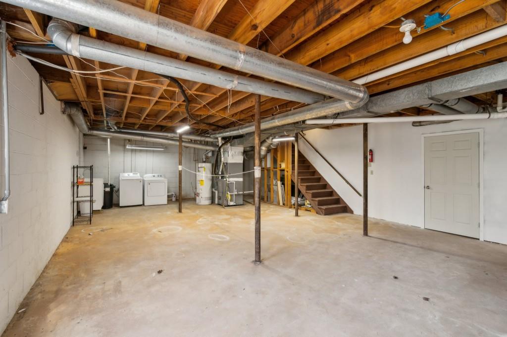 355 Westerhall Court Sandy Springs, GA 30328 - Photo 29 of 37 a view of an empty room with stairs