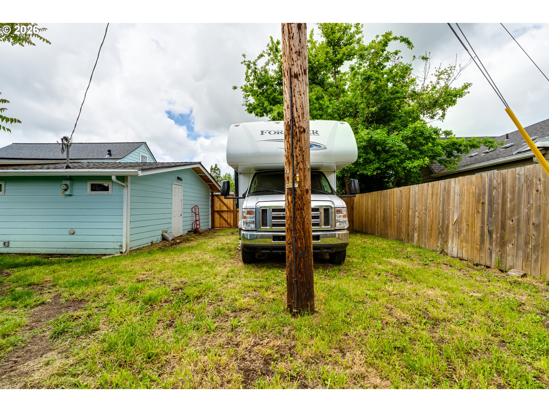 525 21st Street Springfield, OR 97477 - Photo 29 of 33 a view of a backyard
