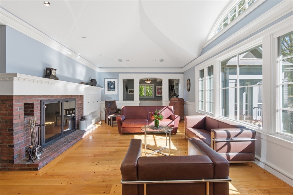 589 Brush Hill Road Milton, MA 02186 - Photo 9 of 40