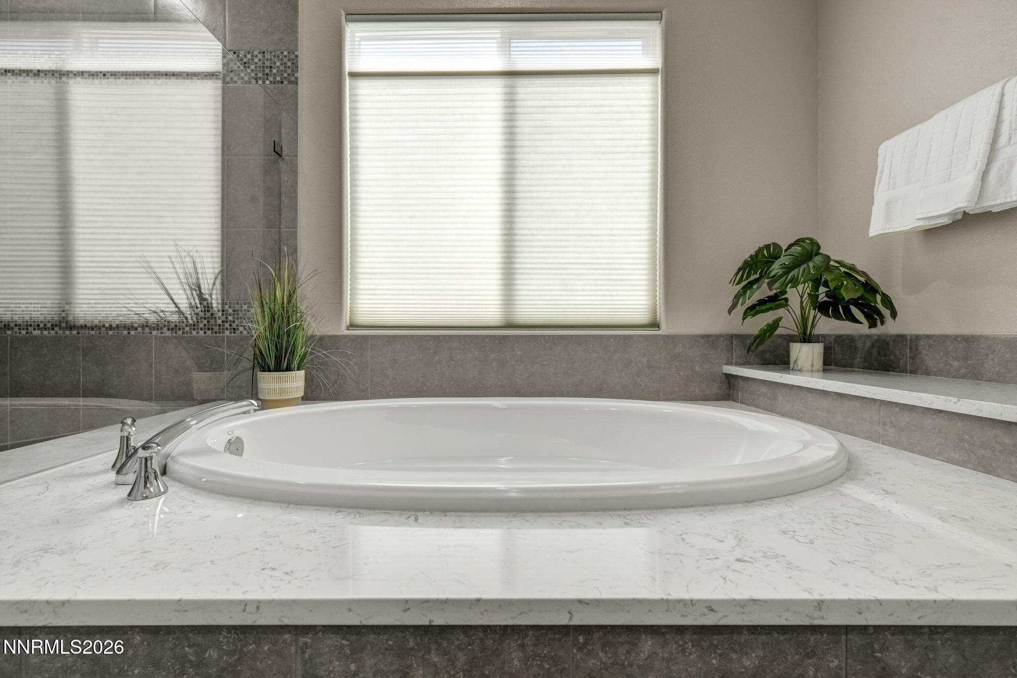 2029 Neviekay Lane Reno, NV 89521 - Photo 41 of 73 Primary Bathroom Garden Tub