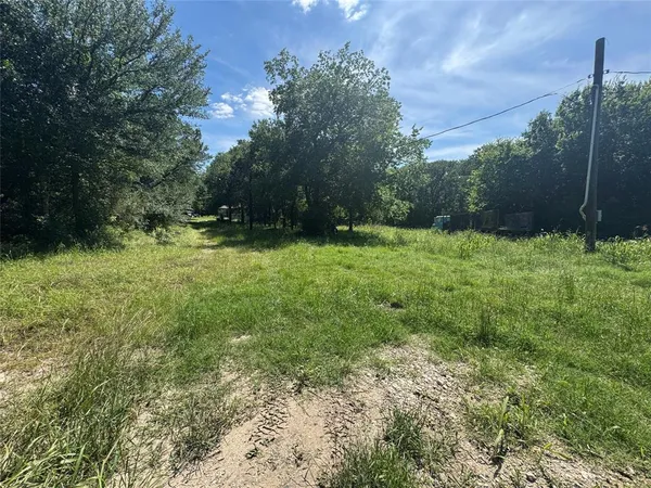 $169,999 | 329 South Skyline Court, Cresson, TX 76035