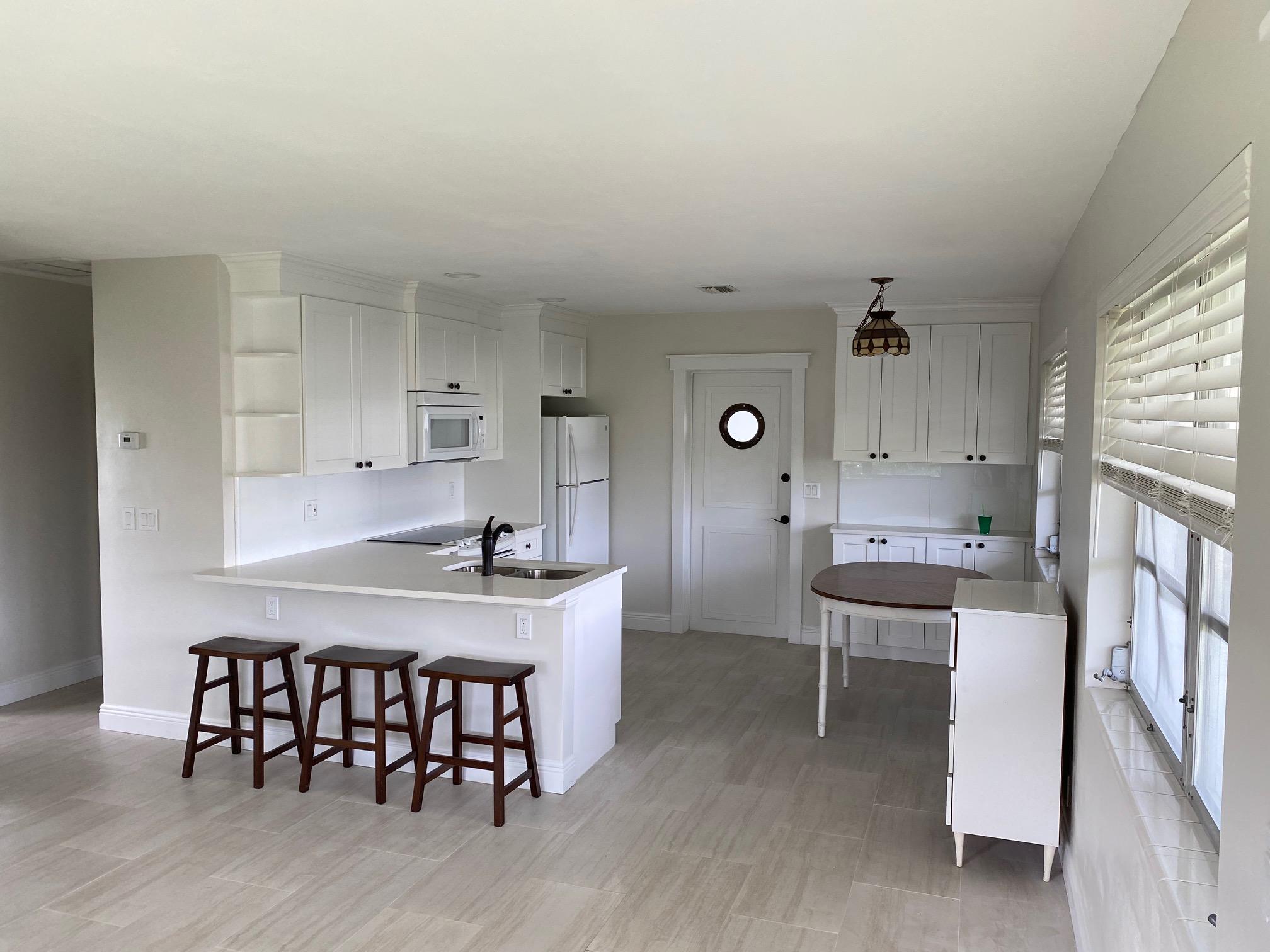 721 Ridge Road, Unit 9 Lantana, FL 33462 - Photo 12 of 30 KITCHEN /DINING