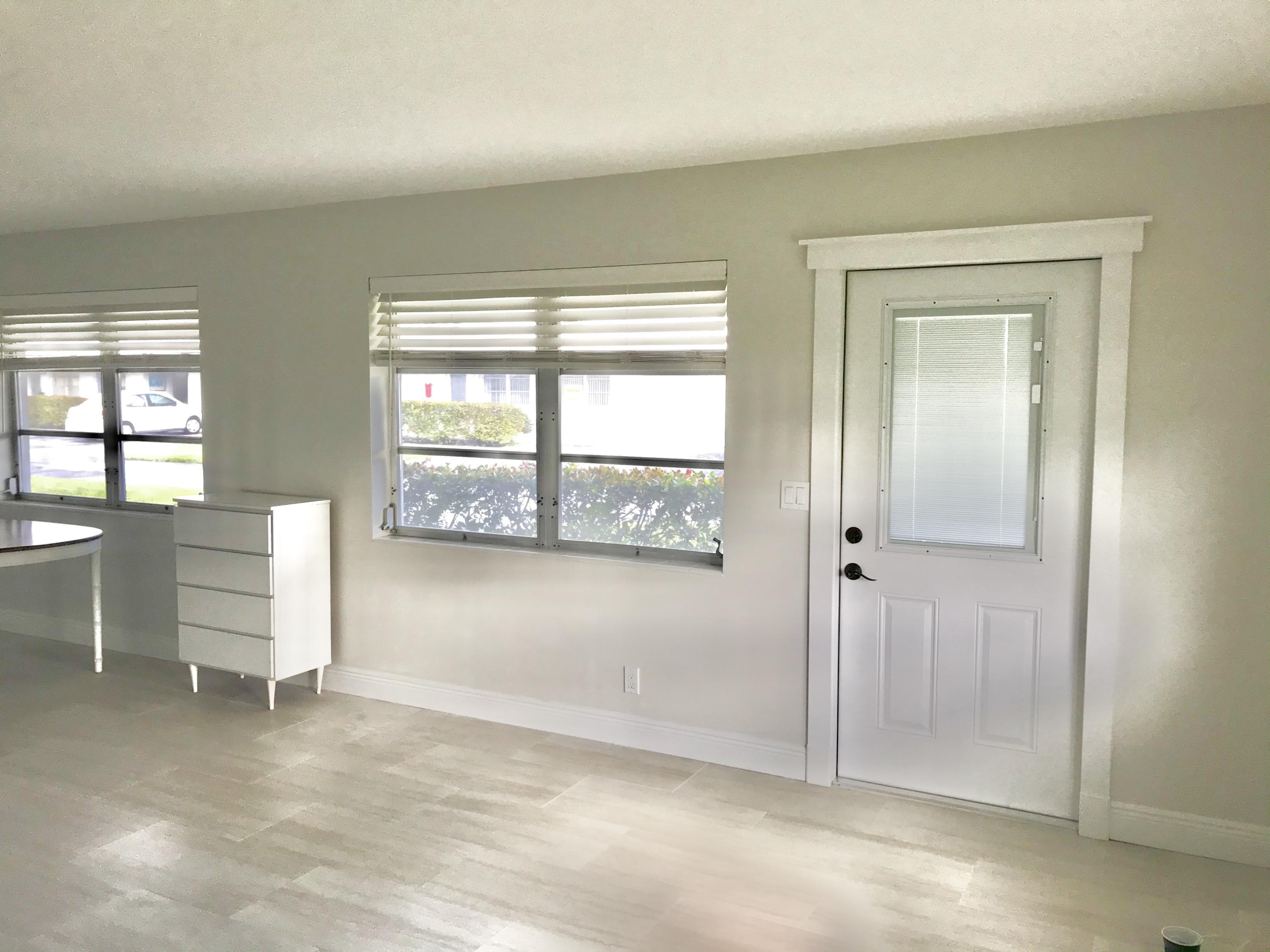 721 Ridge Road, Unit 9 Lantana, FL 33462 - Photo 7 of 30 ENTRANCE FROM STREET