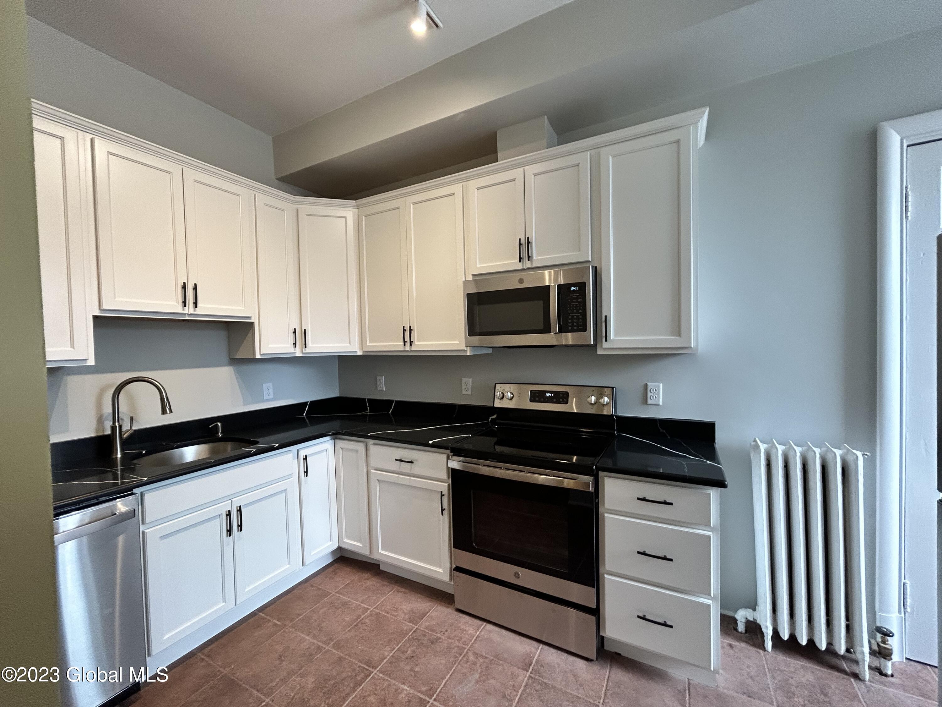 355 State Street, Unit 3EF Albany, NY 12210 - Photo 15 of 22 IMG_1224