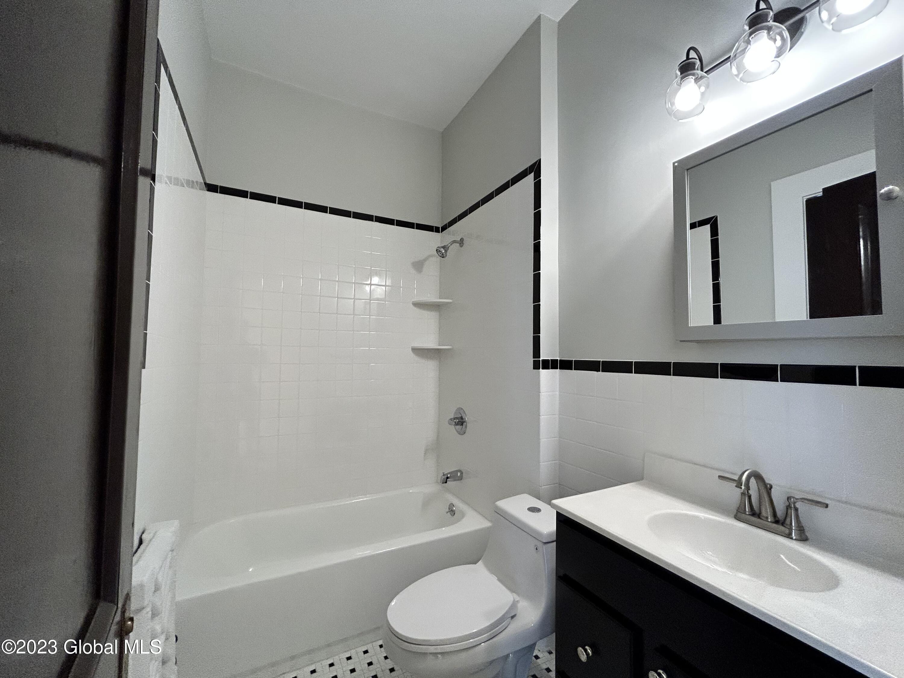 355 State Street, Unit 3EF Albany, NY 12210 - Photo 18 of 22 IMG_1212