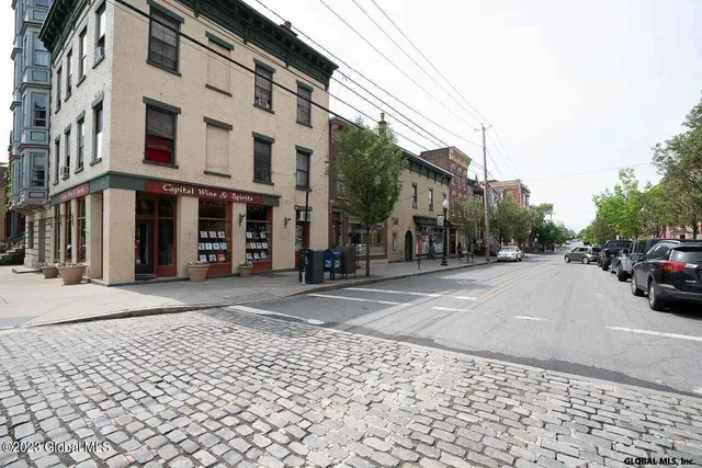 $22,200 | 355 State Street, Unit 3EF, Albany, NY 12210