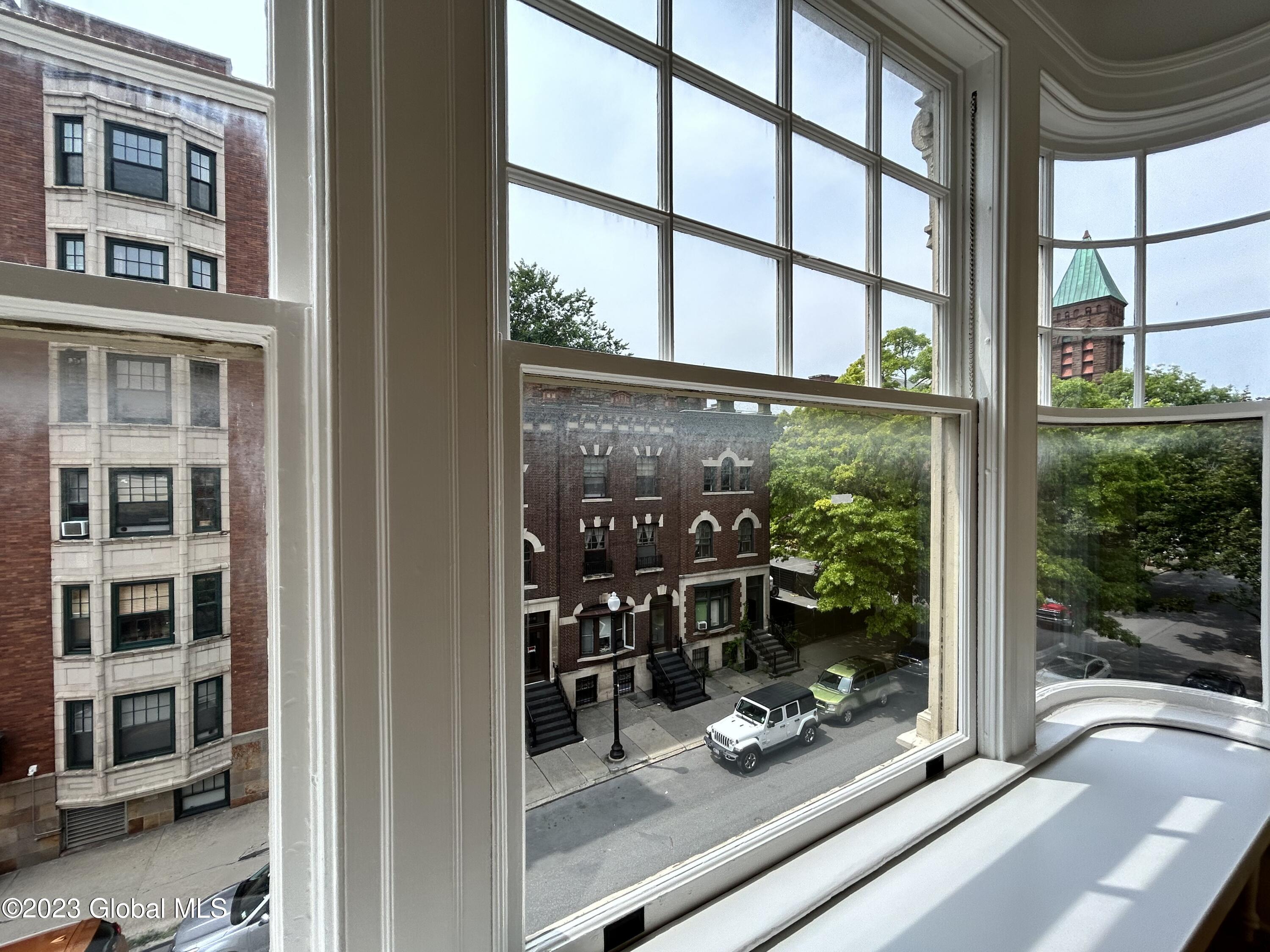 355 State Street, Unit 3EF Albany, NY 12210 - Photo 7 of 22 IMG_1228