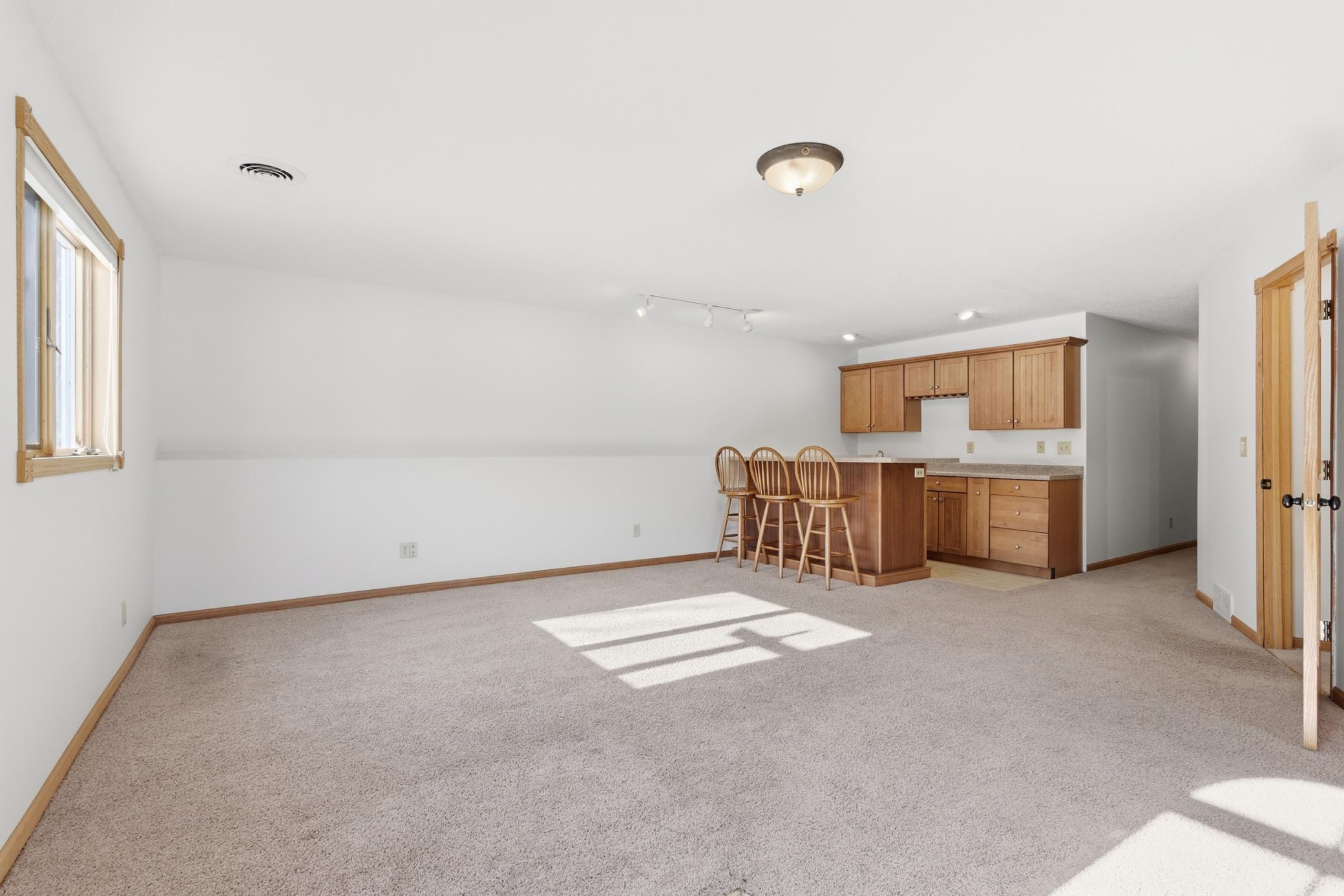 602 Summerfield Circle Hudson, WI 54016 - Photo 19 of 42