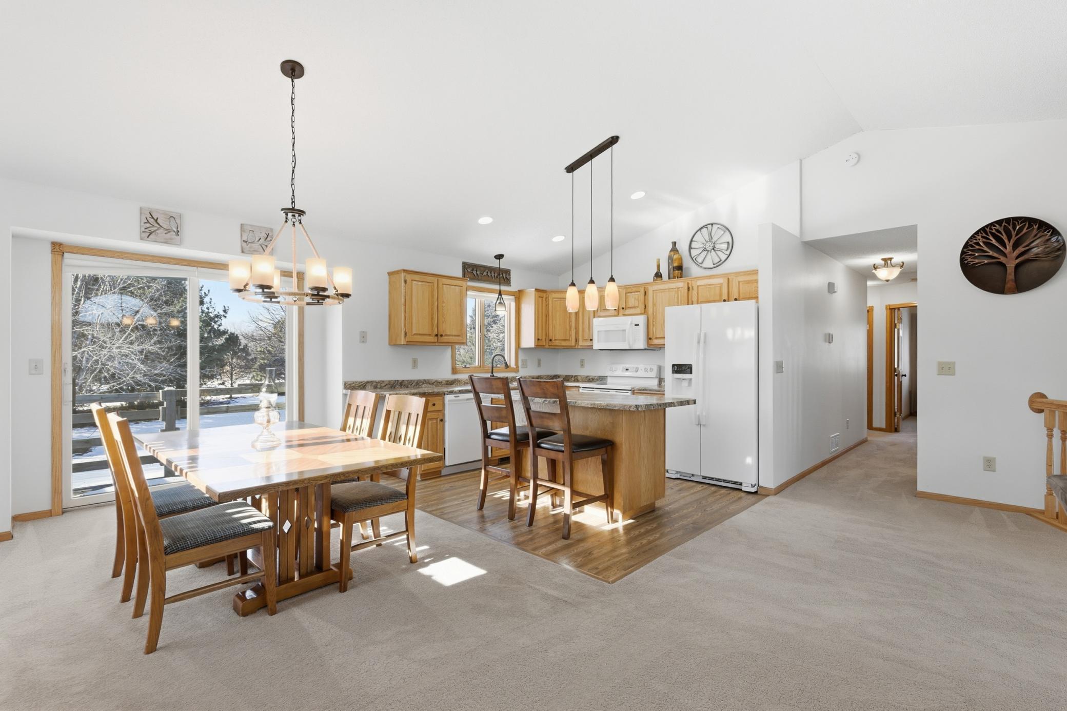 602 Summerfield Circle Hudson, WI 54016 - Photo 7 of 42