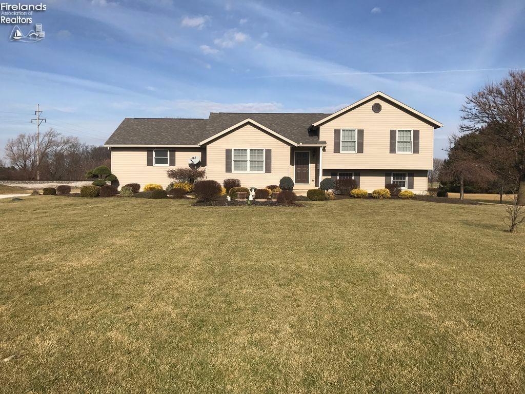 11401 Potter Road Bellevue, OH 44811 - Photo 1 of 21 Gallery Image 1