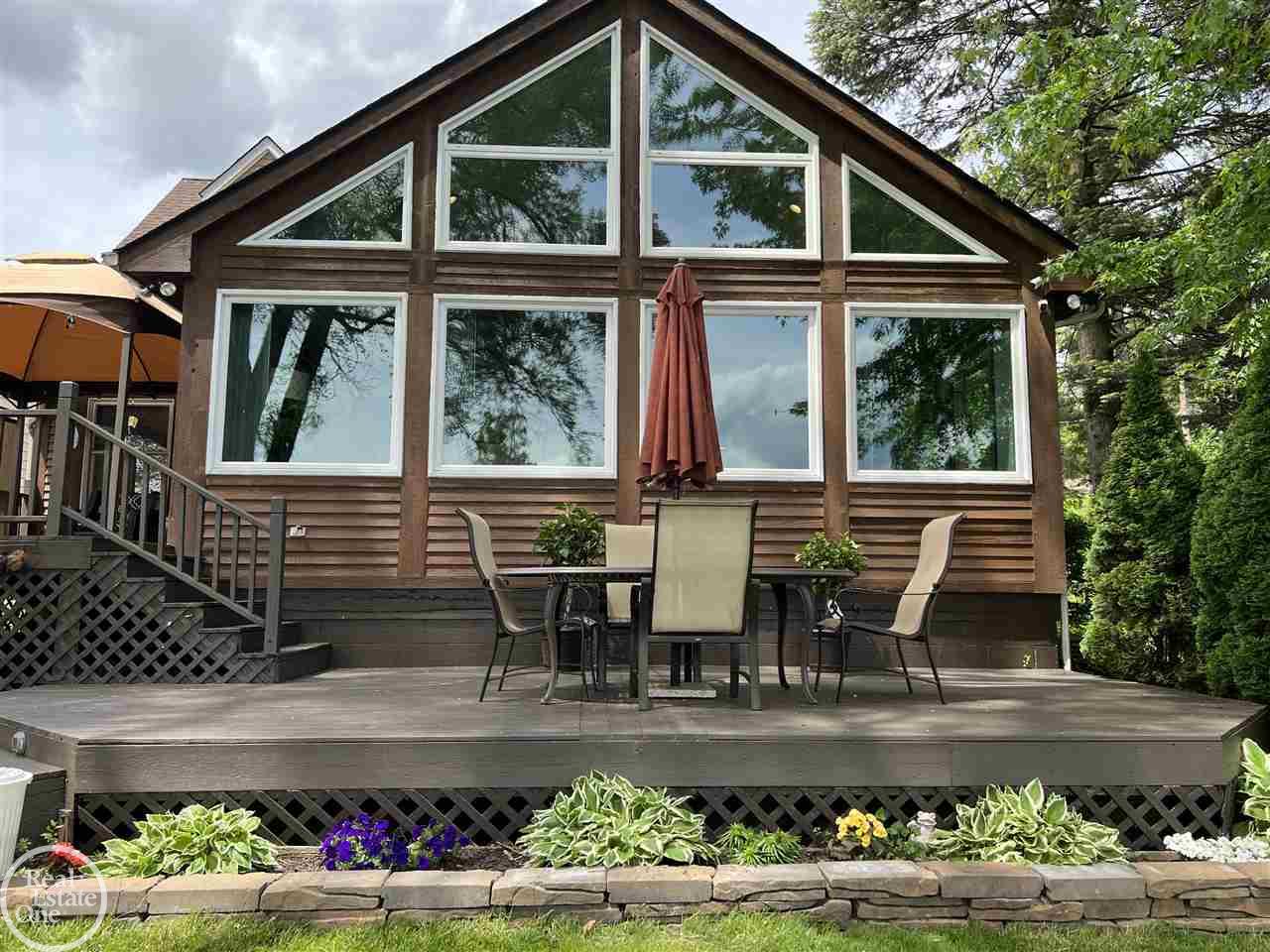 2629 Rubbins Road Howell, MI 48843 - Photo 60 of 63 50075302-59.JPG