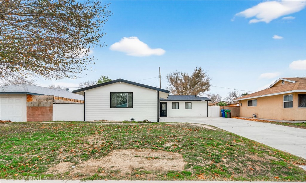 1329 Indian Sage Road Lancaster, CA 93534 - Photo 4 of 36