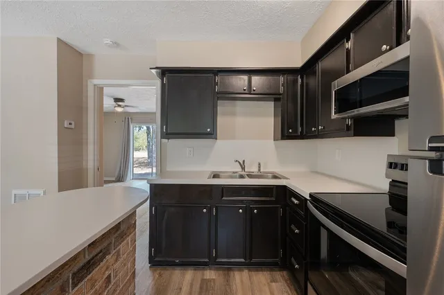 $1,000 | 4948 Schehin Road, College Station, TX 77845