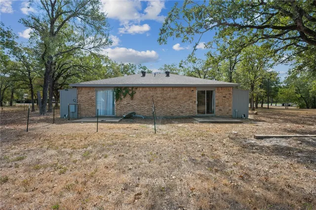 $1,000 | 4948 Schehin Road, College Station, TX 77845