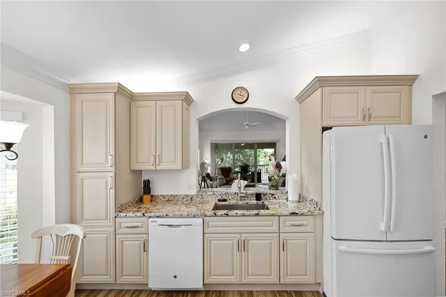 $6,250 | 5963 Sand Wedge Lane, Unit 205, Naples, FL 34110