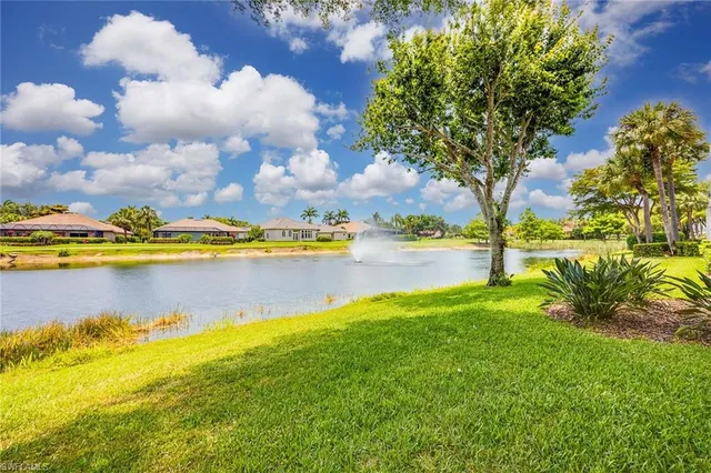 $6,250 | 5963 Sand Wedge Lane, Unit 205, Naples, FL 34110