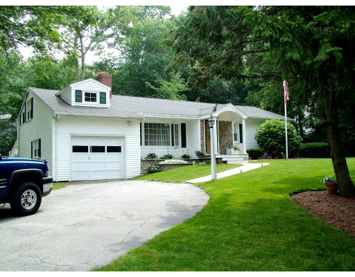 76 Andover Street Georgetown, MA 01833 - Photo 1 of 14 Gallery Image 1