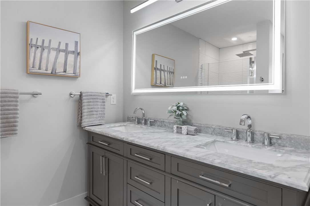 24 Perry Avenue Middletown, RI 02842 - Photo 17 of 36