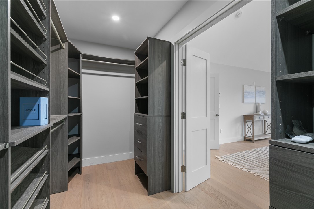 24 Perry Avenue Middletown, RI 02842 - Photo 25 of 36