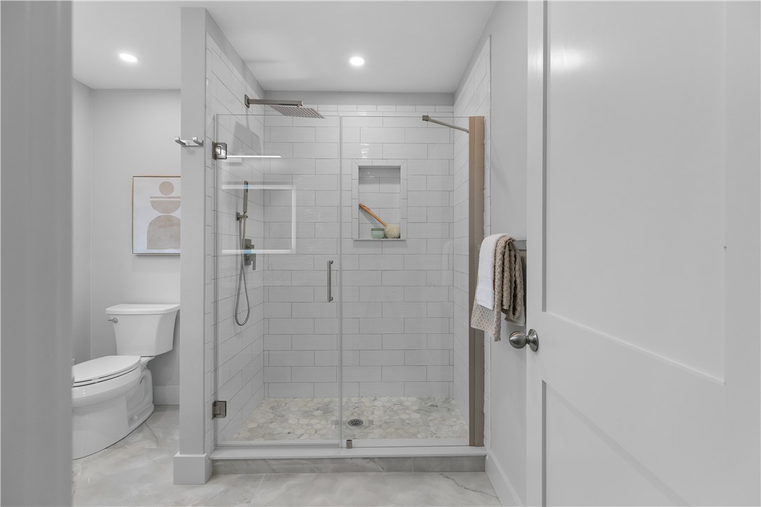 24 Perry Avenue Middletown, RI 02842 - Photo 26 of 36