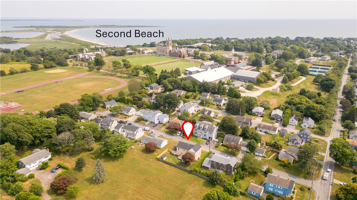 24 Perry Avenue Middletown, RI 02842 - Photo 31 of 36