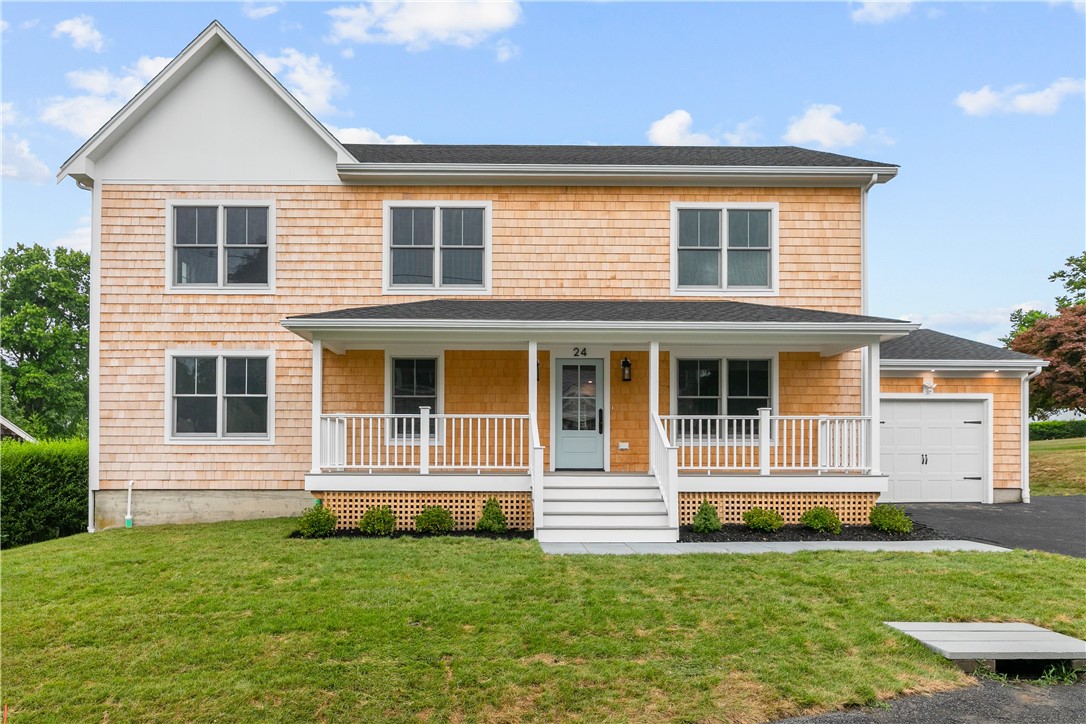 24 Perry Avenue Middletown, RI 02842 - Photo 33 of 36