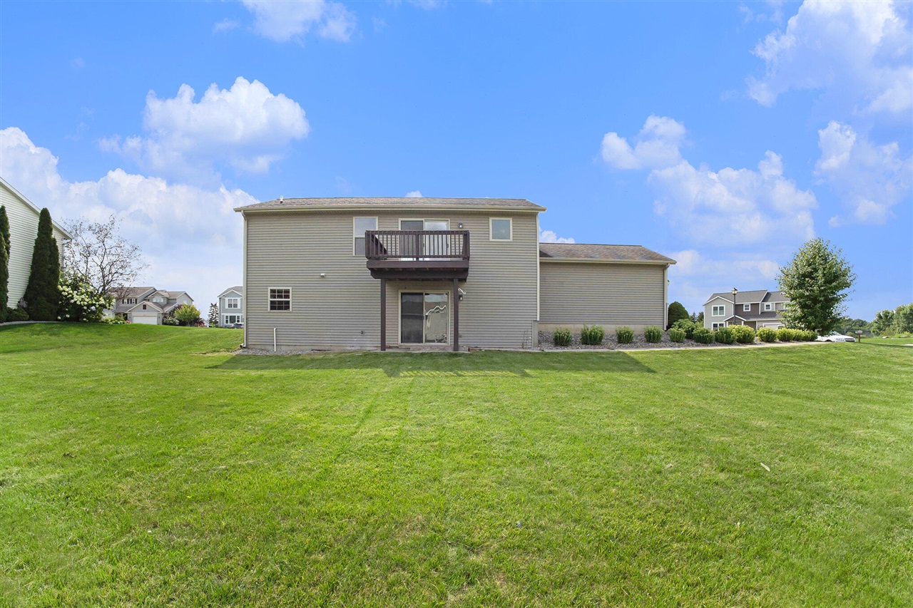6474 Prairie Caledonia, MI 49316 - Photo 5 of 28