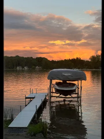 $474,900 | 3389 Mary Ann Drive, Hillsdale, MI 49242