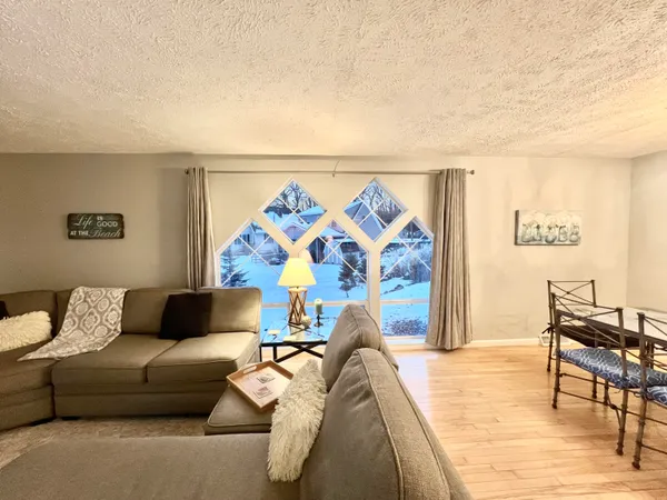 $450,000 | 3389 Mary Ann Drive, Hillsdale, MI 49242