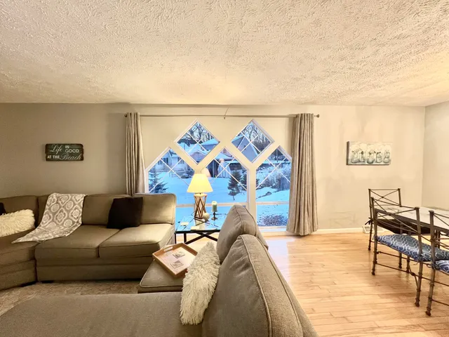 $474,900 | 3389 Mary Ann Drive, Hillsdale, MI 49242