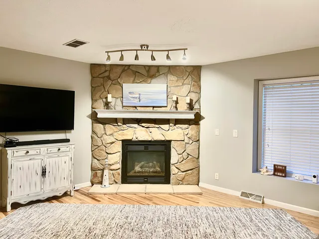 $474,900 | 3389 Mary Ann Drive, Hillsdale, MI 49242