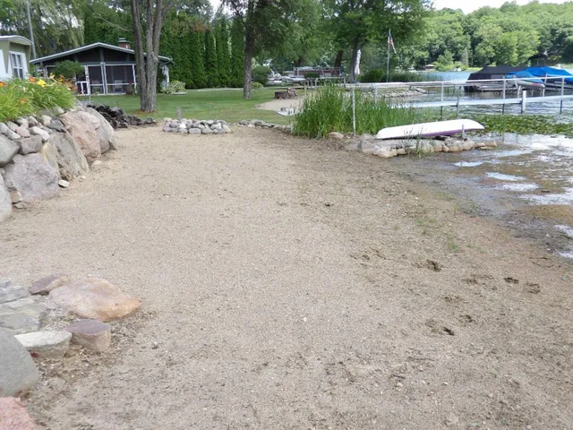 $474,900 | 3389 Mary Ann Drive, Hillsdale, MI 49242