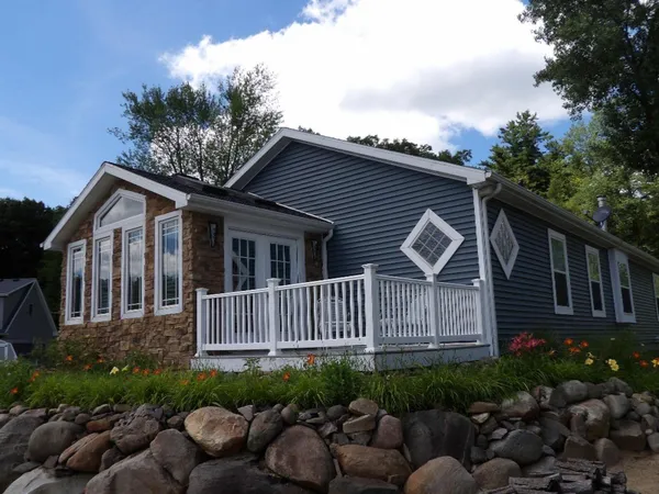 $450,000 | 3389 Mary Ann Drive, Hillsdale, MI 49242