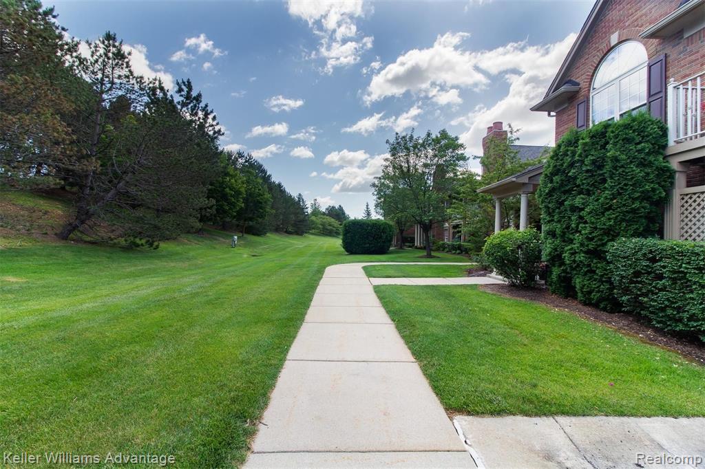 3620 Oakmonte Boulevard Rochester, MI 48306 - Photo 28 of 41